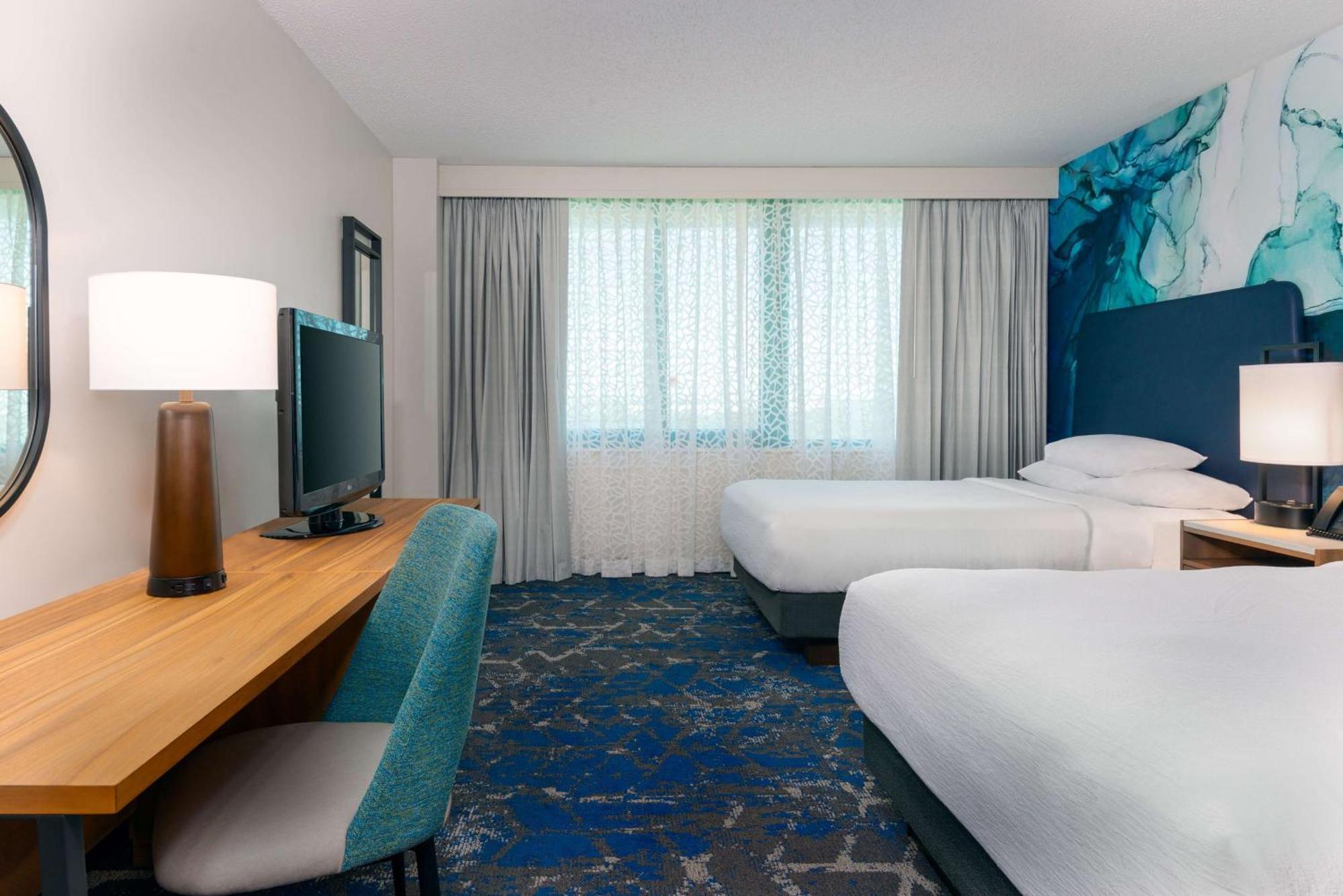 Embassy Suites By Hilton Tampa Usf Near Busch Gardens Eksteriør billede
